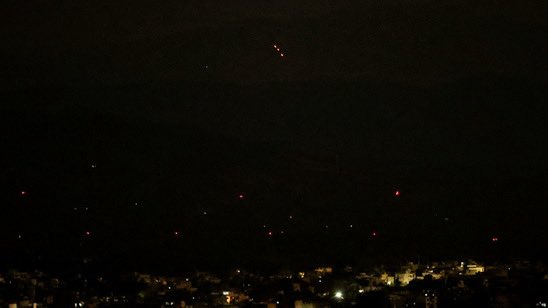 pretty_yourss's tweet image. Just minutes after PM Modi’s stern warning to Pakistan on terror, 10+ drones intercepted in J&amp;amp;K’s Samba during blackout. Explosions reported in Punjab’s Hoshiarpur. Situation tense. #ModiWarning #Jammu #Hoshiarpur #IndiaSecurity #IndiaPakistanWar2025