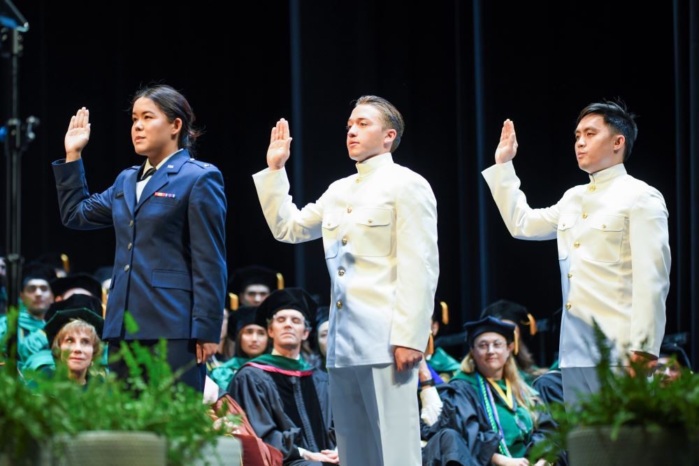 Charles J. Lockwood (@lockwood_md) on Twitter photo A special congratulations to our <a href="/USFHealthMed/">USF Health Medicine</a> military graduates in the Class of 2025: Air Force Capt. Sarah Nestler, Navy Lt. Cole Powell and Navy Lt. Putt Vithayaveroj. Thank you for your service! bit.ly/cjl_mcom2025 A special congratulations to our <a href="/USFHealthMed/">USF Health Medicine</a> military graduates in the Class of 2025: Air Force Capt. Sarah Nestler, Navy Lt. Cole Powell and Navy Lt. Putt Vithayaveroj. Thank you for your service! bit.ly/cjl_mcom2025