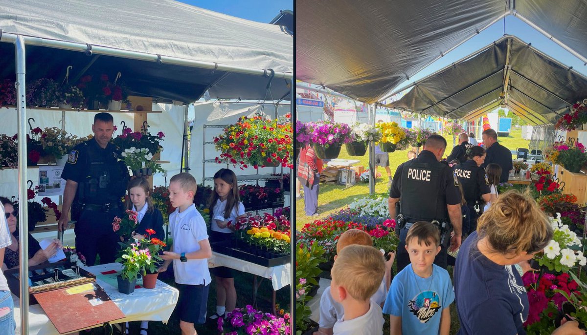 Baltimore County Police Department (@baltcopolice) on Twitter photo Leading up to Mother’s Day, officers from Pct-12 Dundalk were at Our Lady of Hope, St. Luke’s School, to assist students picking out flowers for the special women in their lives during the school’s annual Mother’s Day flower sale. Thank you for having us! We enjoyed helping out. Leading up to Mother’s Day, officers from Pct-12 Dundalk were at Our Lady of Hope, St. Luke’s School, to assist students picking out flowers for the special women in their lives during the school’s annual Mother’s Day flower sale. Thank you for having us! We enjoyed helping out.