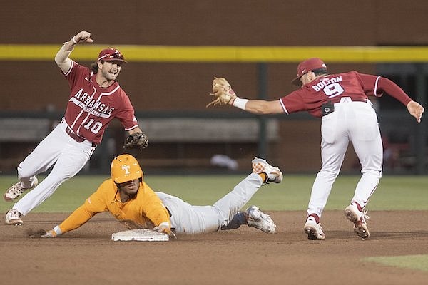 Arkansas vs Tennessee
BASEBALL watch party
at Baker Street Irregulars
in NYC, Upper East Side
on SATURDAY, May 17
at 3pm
on SEC Network