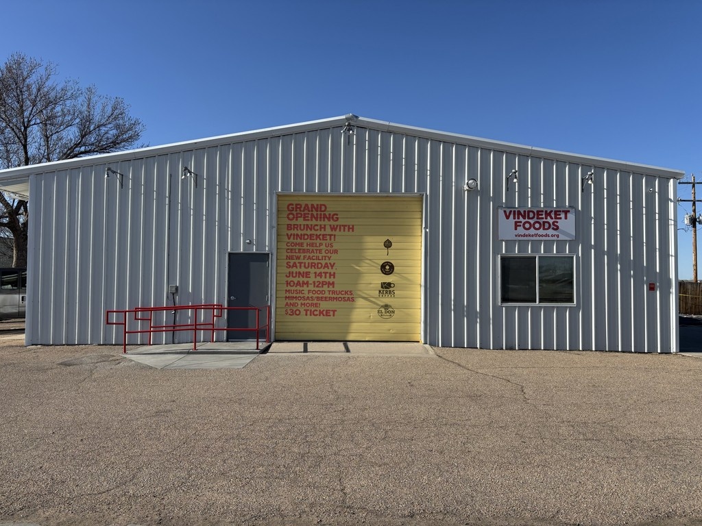 Mark your calendars for our Annual Brunch - this time to celebrate the Grand Opening of our new facility.

$30 per ticket

TIX: vindeketfoods.org/brunch