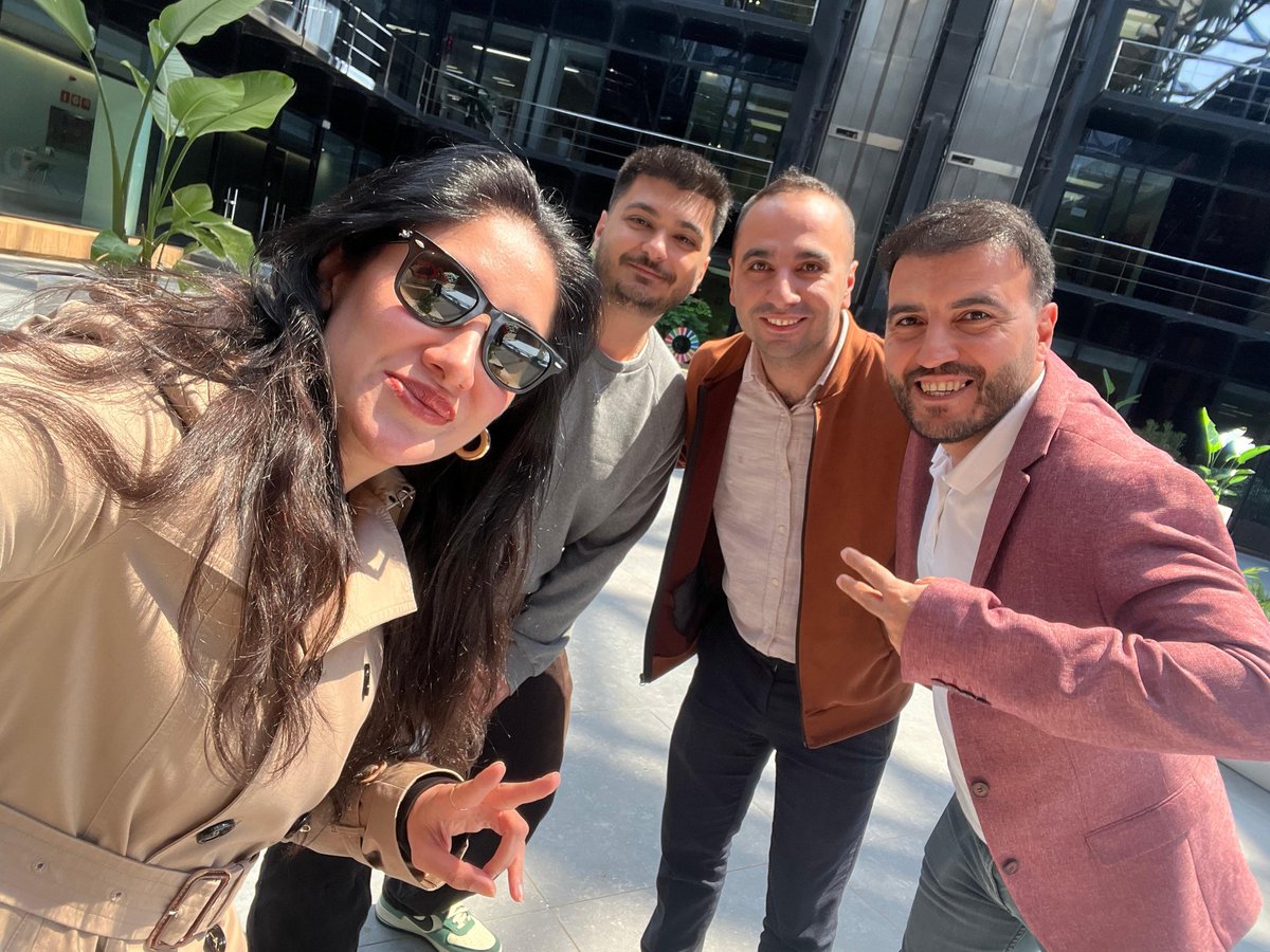 UfukBatum's tweet image. @SMARTNETglobal olarak Madrid&apos;te temaslarımıza başladık...

Girişimcilerimiz İspanya ekosistemini değerlendiriyor...