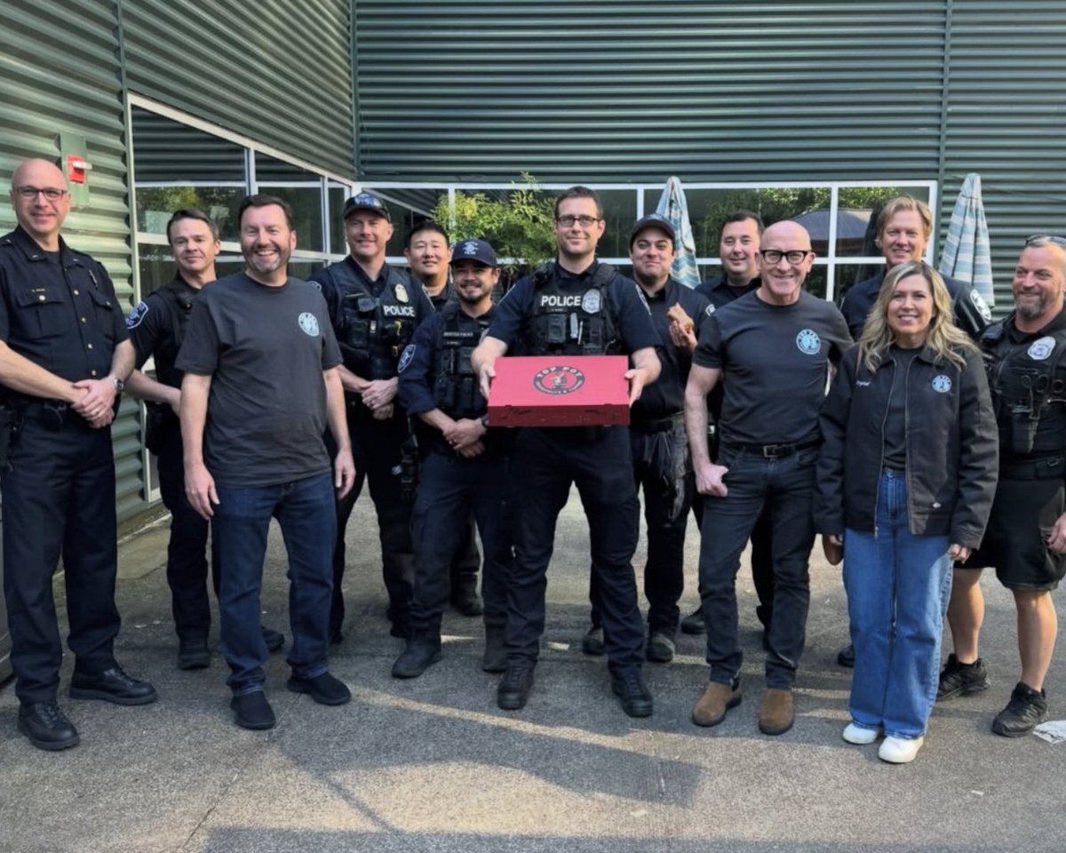 It's National Police Week through May 17th! Share a doughnut with the folks who work to keep our communities safe!

#TopPotDoughnuts #TopPotSeattle #Seattle #Doughnuts #TopPot #CoffeeandDoughnuts #PoliceWeek