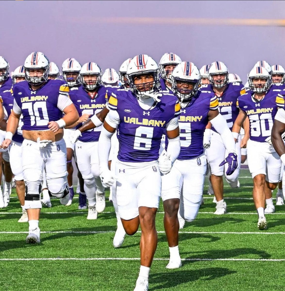 DkwanThomas's tweet image. After a great conversation with @coach_weaver  I am blessed to receive  a offer from University At Ualbany @CoachG_Calhoun @BMACFootball @EdOBrienCFB @On3Recruits @RivalsFriedman @BrianDohn247