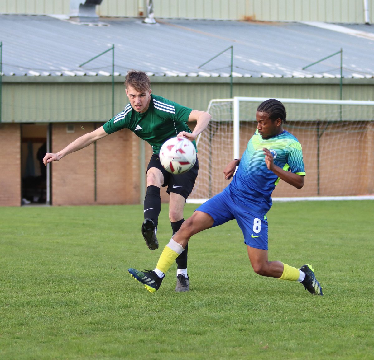 nutmegimages174's tweet image. Birmingham Irish vs Diamond Academy (22/4/25)
Birmingham & District League; Division 3