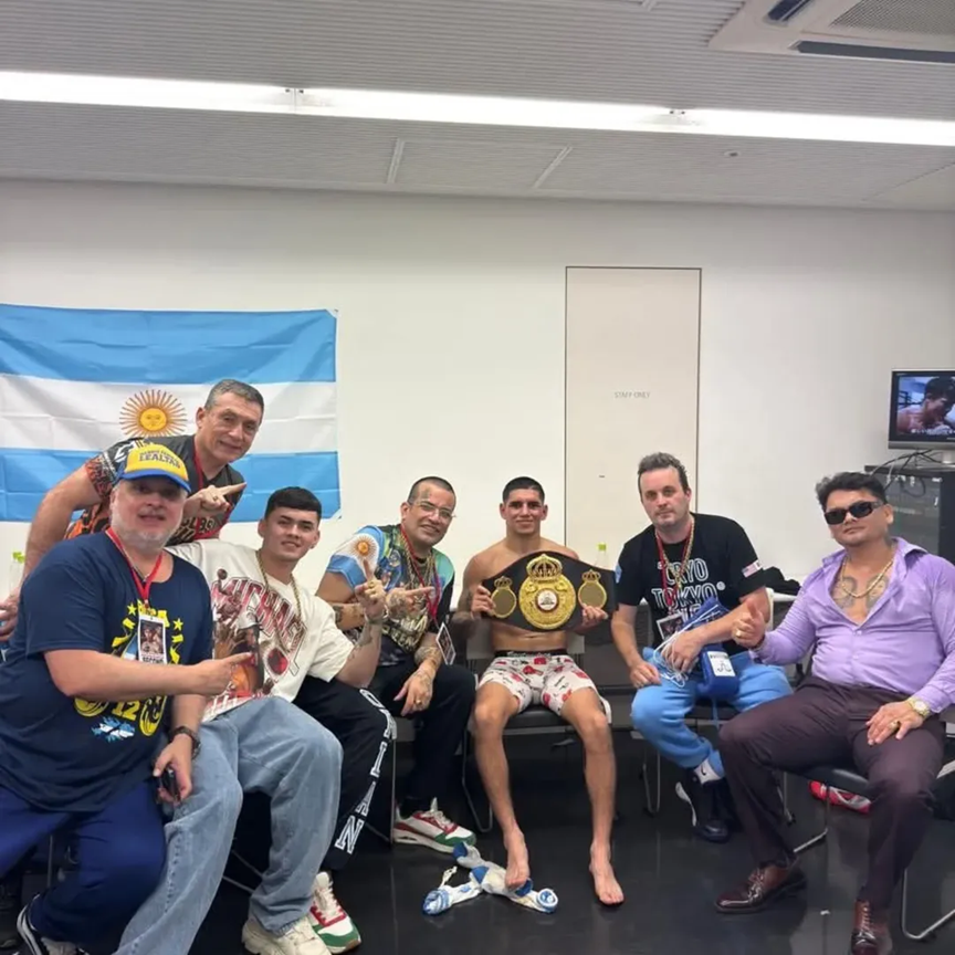 ESPNKnockOut's tweet photo. #TeamMaidana & #TeamPuma suma y sigue
🇦🇷🥊✅
🇿🇦🥊✅
🇦🇪🥊✅
🇺🇸🥊✅x3
🇯🇵🥊✅x2
#ESPNKnockOut #MartinezIoka2 https://t.co/gLKP2SH75T