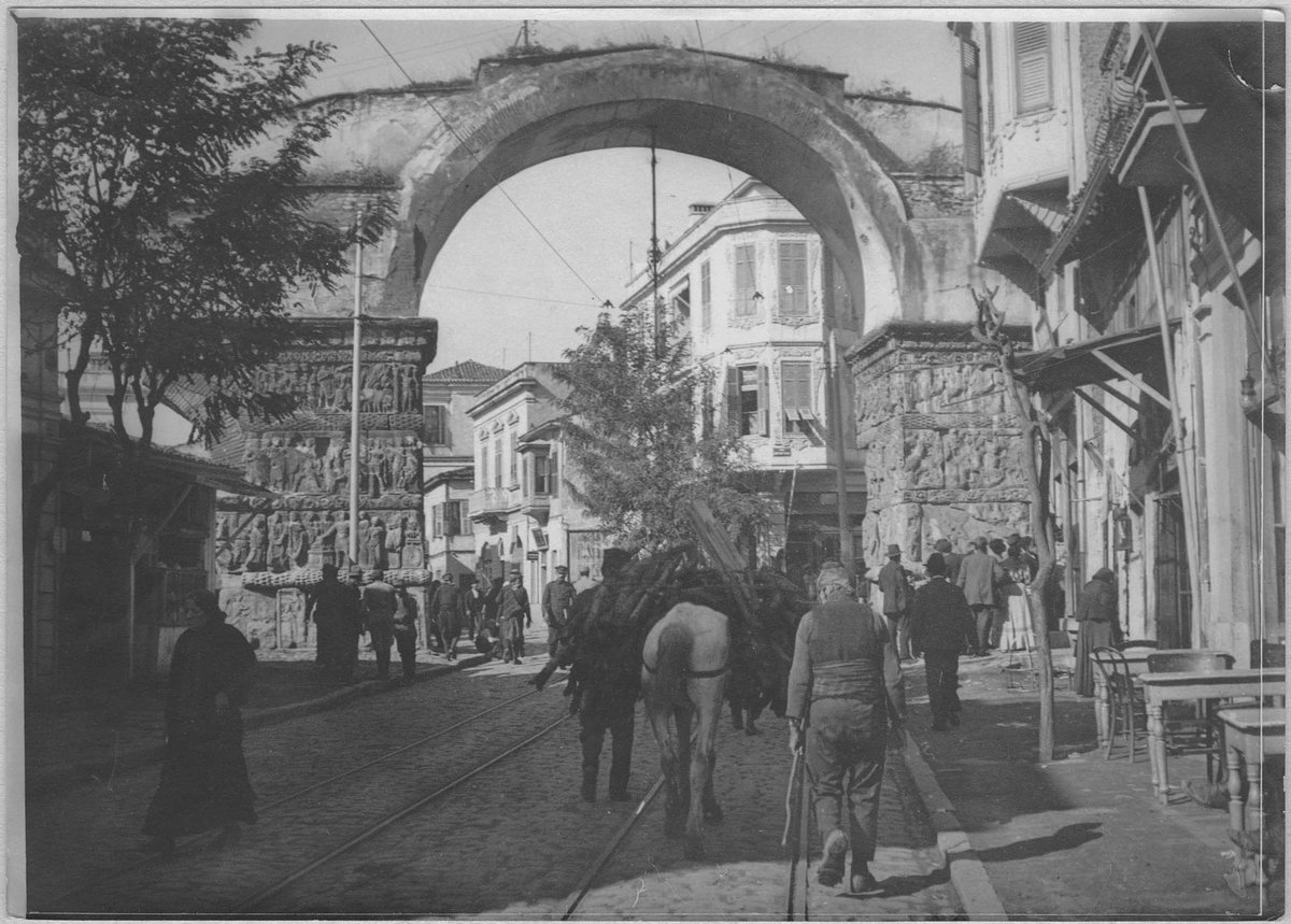 Arch of Galerius in Thessaloniki
Photo by Frédéric Gadmer (1915)
La plateforme ouverte du patrimoine
