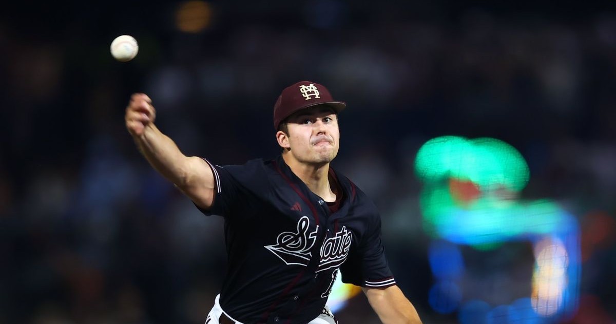 Evan Siary delivered a monster performance against Ole Miss to keep State's series alive. 

The junior's incredible effort leads to an SEC Pitcher of the Week honor. on3.com/teams/mississi…