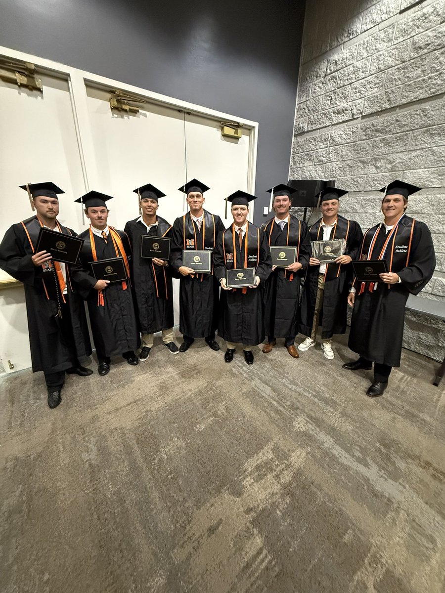 Congratulations to our 2025 Mercer graduates! 🎓
