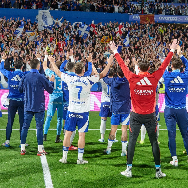 RealZaragoza's tweet photo. 🫂💙 La plantilla y el cuerpo técnico del Real Zaragoza costearán el precio de las entradas para el Carlos Tartiere

Agotadas las 100 entradas que el Real Oviedo puso a disposición del club, que también sufragará el traslado en autobús para los aficionados que lo han solicitado
