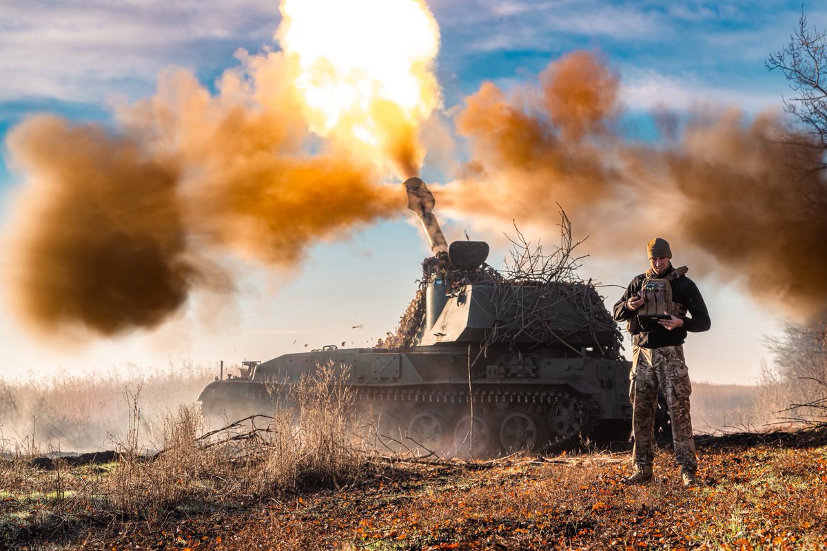 Ukrainian weapons are also about modernizing and improving what was in service. The 2S3 Acacia 152 mm self-propelled artillery system. 
It is in operation with the 53rd Brigade and works on enemy targets.
#ZBROYA🇺🇦
Photo credit: Oksana Chorna