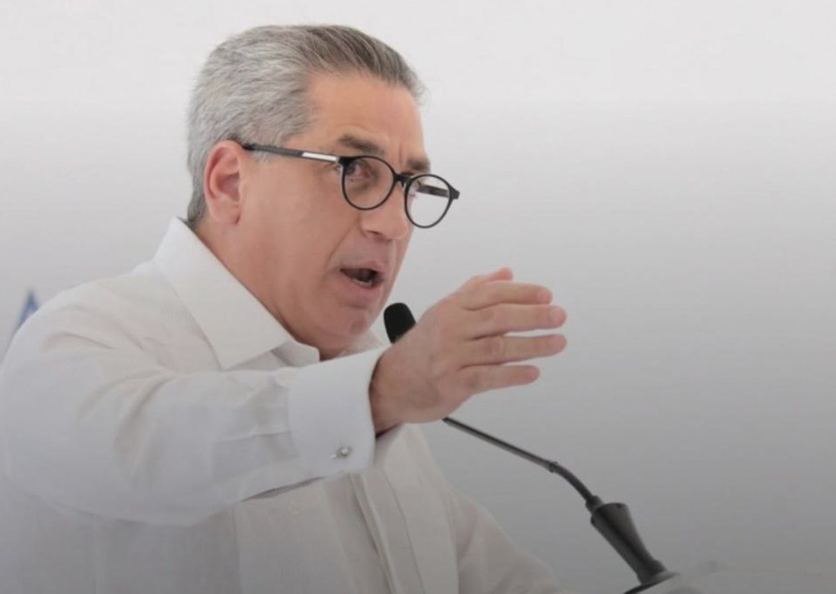 #Portada #Hoteles Hazoury: Cap Cana se afianza en el turismo de lujo con apertura del St. Regis lc.cx/hI0l_l <a href="/capcana/">Cap Cana</a> <a href="/stregishotels/">St. Regis Hotels</a> <a href="/ASOLESTE/">ASOLESTE</a> <a href="/AsonahoresRD/">Asonahores</a> <a href="/pioneerafi/">Pioneer Investment Funds</a> <a href="/Marriott/">Marriott Hotels</a> <a href="/MarriottIntl/">Marriott International</a>