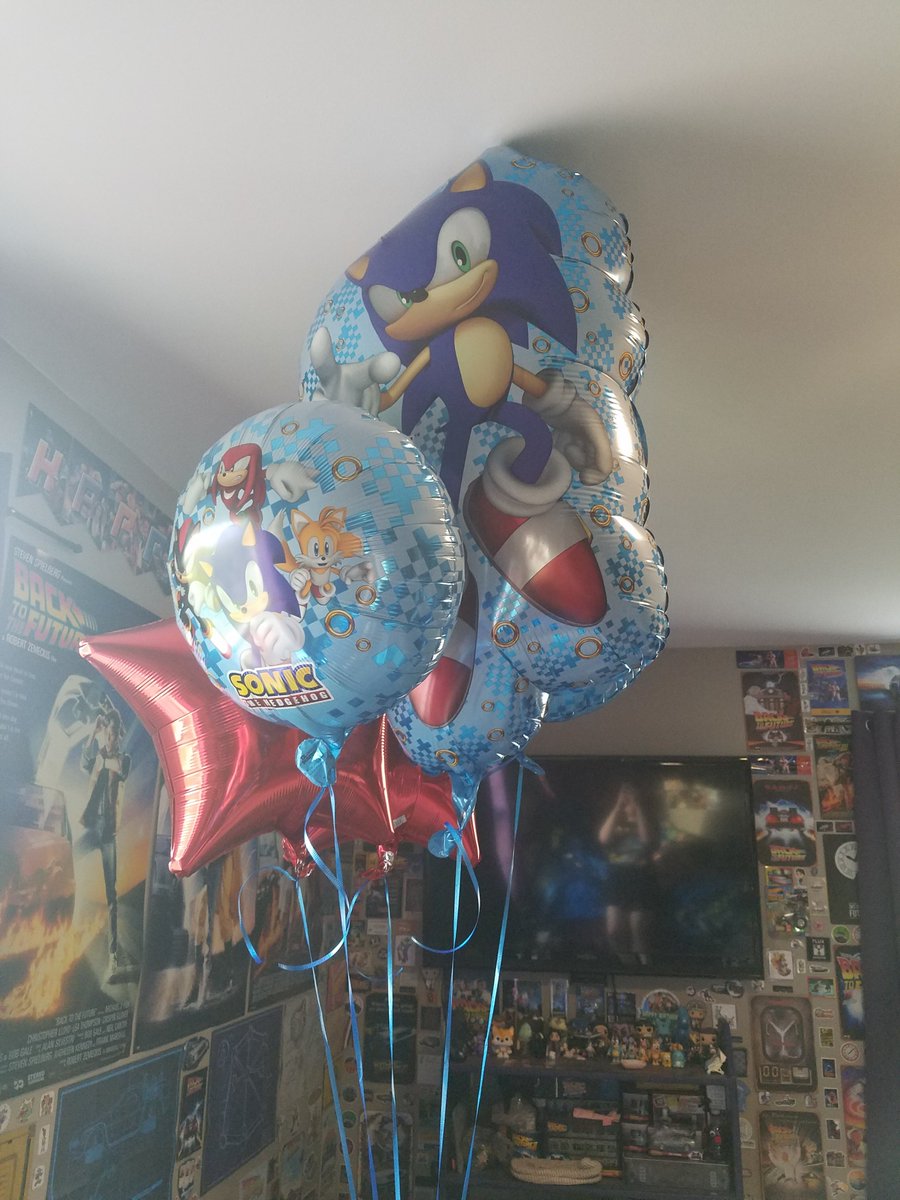 Sonic Balloon Bouquet from my birthday last Friday!