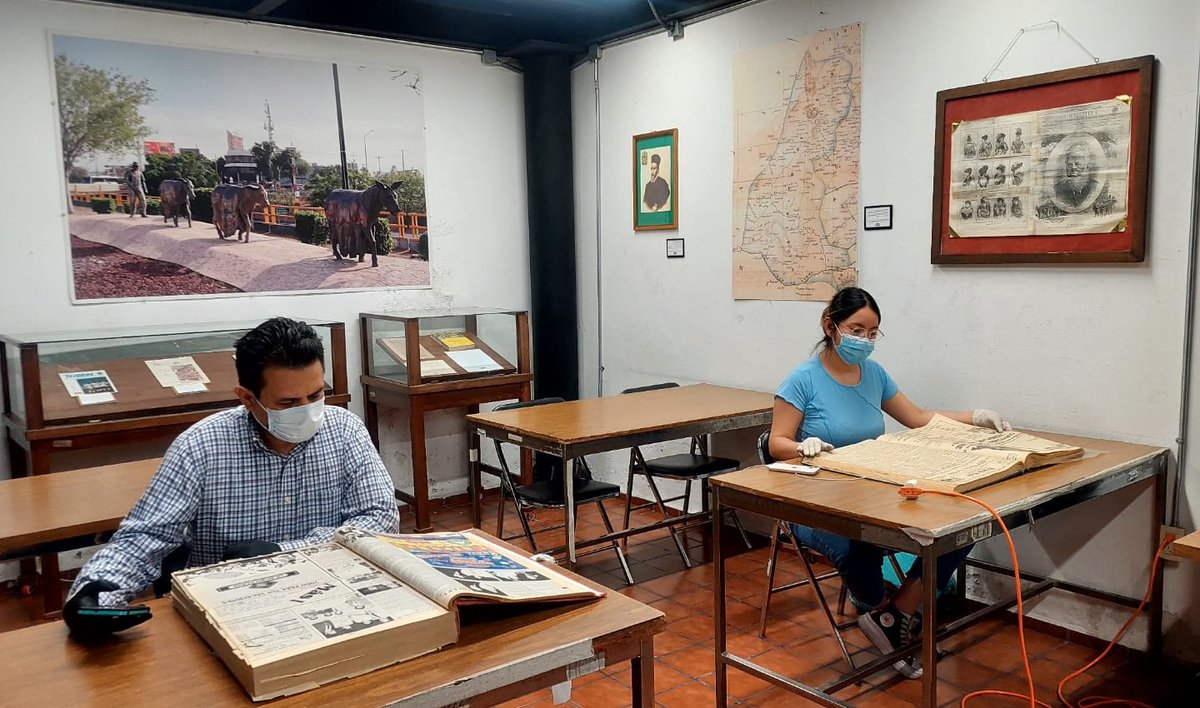 Archivo Histórico Municipal de León (@ahmleon) on Twitter photo Recuerda que puedes agendar tu cita para consultar nuestros acervos.
Lunes a viernes entre 8:30 a.m. a 2:30 p.m.
Agenta a través del: 477 7 16 87 19,
al correo: archivo.historico@leon.gob.mx o
ven a nuestras instalaciones: Justo Sierra #216 Zona Centro #ConoceTuHistoria Recuerda que puedes agendar tu cita para consultar nuestros acervos.
Lunes a viernes entre 8:30 a.m. a 2:30 p.m.
Agenta a través del: 477 7 16 87 19,
al correo: archivo.historico@leon.gob.mx o
ven a nuestras instalaciones: Justo Sierra #216 Zona Centro #ConoceTuHistoria