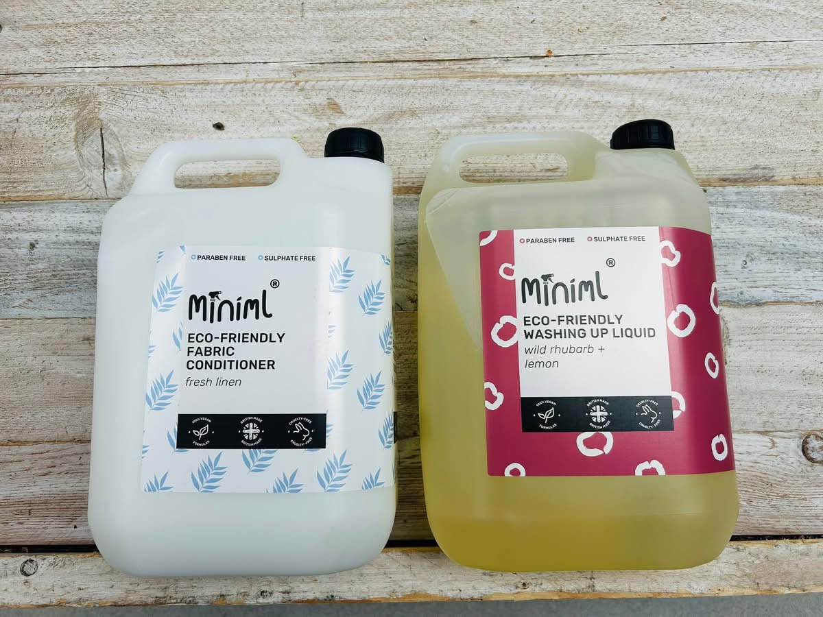 This week at the pantry we have 
🍜 Chicken or Veggie Chow Mein take away meals 
🧺 Refill laundry products: washing up liquid, fabric softener and liquid or powder detergent 
♻️Help us cut down on using plastic by brining back your containers &amp; jars 🤝