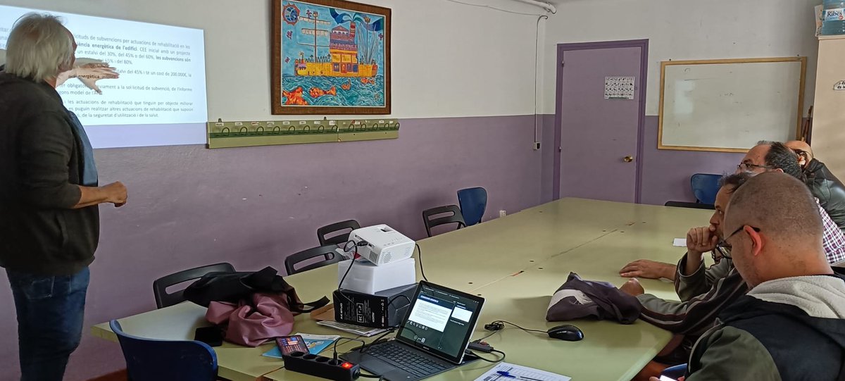 Gràcies a tots i totes les que vàreu venir al "Taller d'Eficiència Energètica als nostres edificis" que vàrem impartir dins l'eix de Comunitat de Veïnes d' <a href="/etichabitat/">Ètic Hàbitat Coop</a> de la
<a href="/Comunalitat9B/">CU9B - Comunalitat 9 Barris BCN</a> amb la col·laboració de l'Associació Veïnal de Prosperitat.