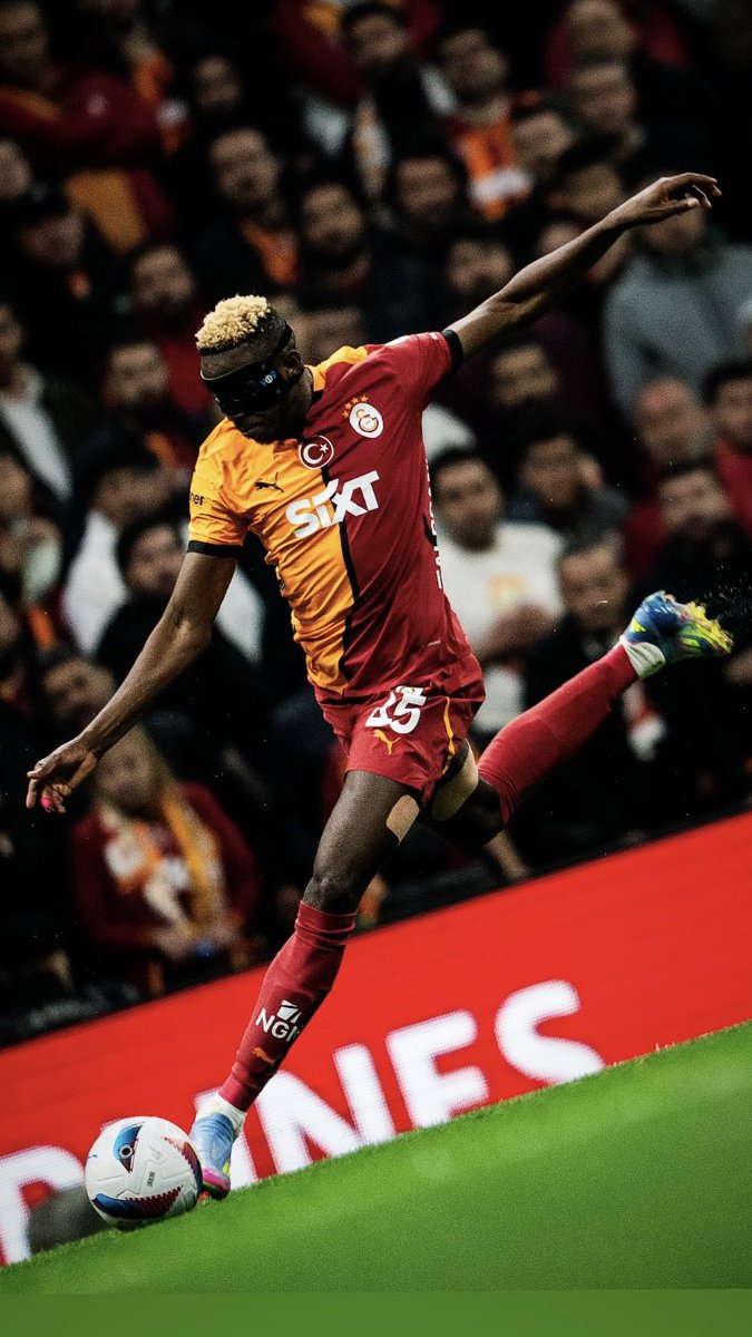 PesindeyizApp's tweet photo. 🌟 Bu sezon Victor Osimhen.

🏟️ 38 maç
⚽️ 33 gol
🅰️ 7 asist

#StayWithUsOsimhen https://t.co/DrXnQIA3NM
