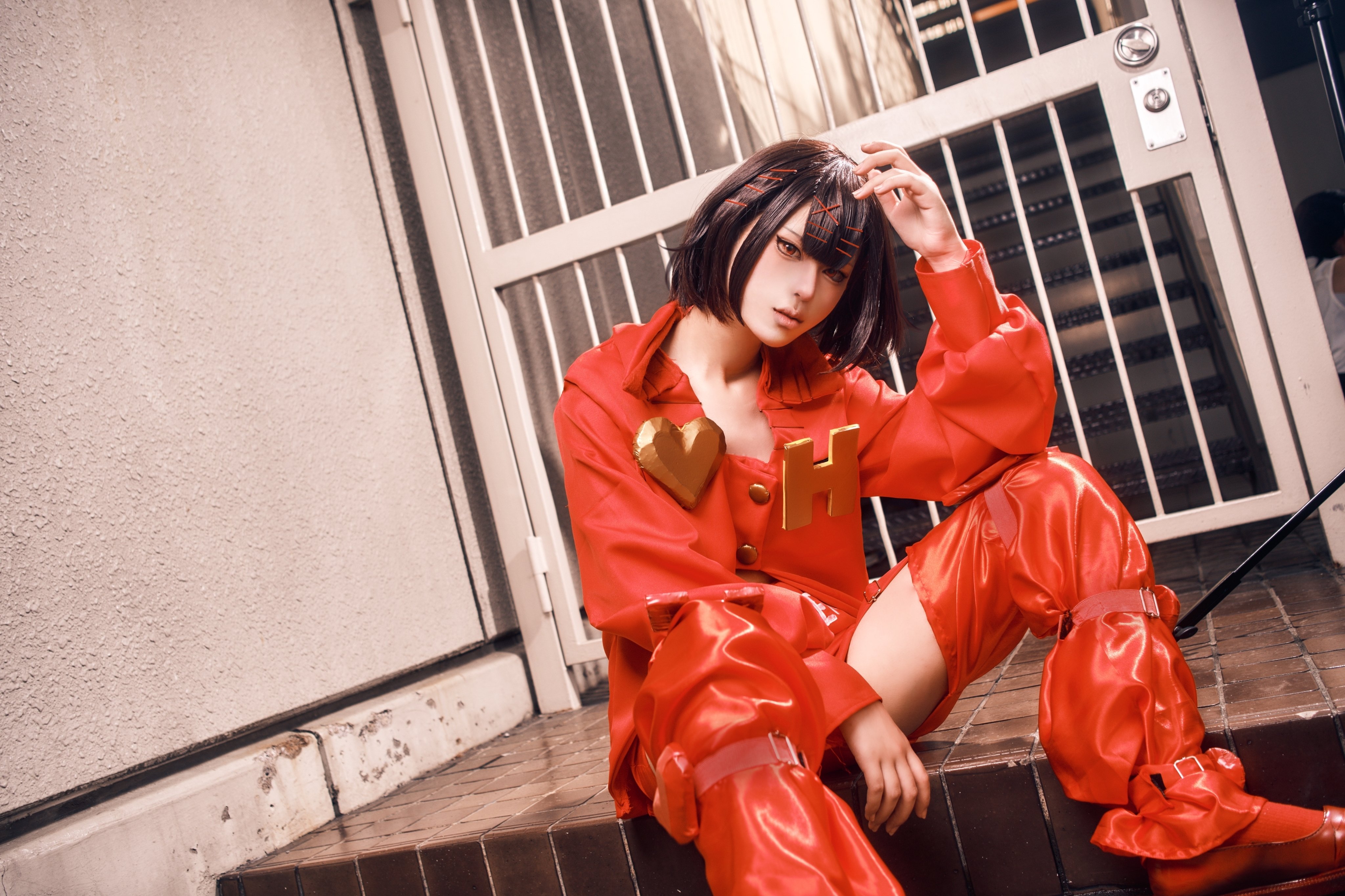 むせび泣く ネロ緋の女王  cosplay  むせび泣く  古兵器 武具 刀装具 黄金に光り輝くカタナ・ソフィアのサムライ武器『女神刀【改