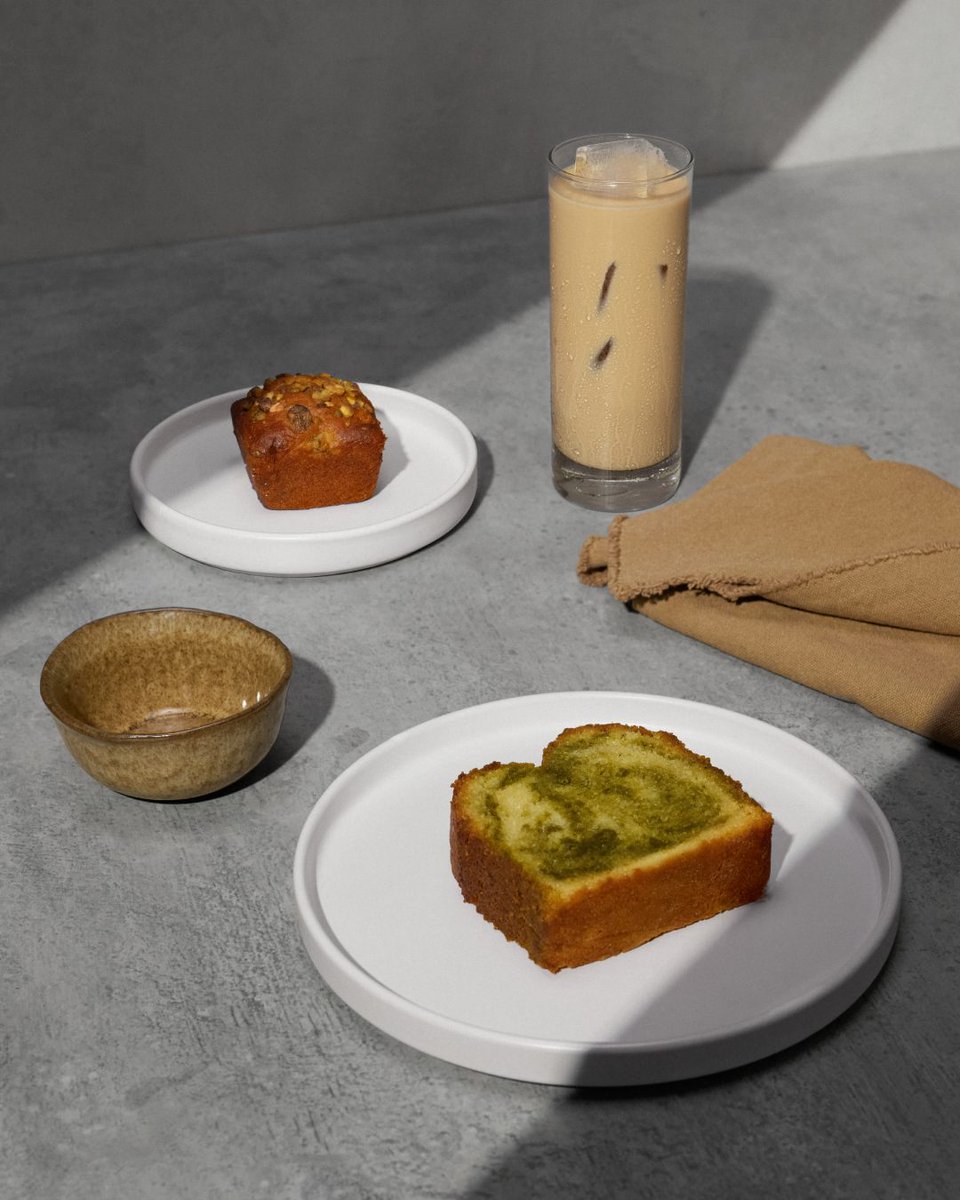 Stop into a cafe for a taste of summer. Enjoy seasonally inspired bites full of bright flavors, like our new Matcha Lemon Pound Cake, and pair with our limited-release summer drinks. 

Check the app to see what your local cafe has in store this season. bit.ly/3WBVAn7?utm_so…