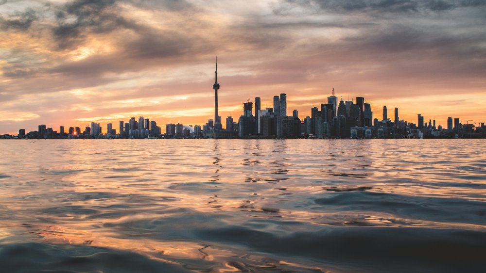 Our Toronto VPS offerings got an overhaul and are now available as VPS G2 with automated provisioning and Templates for Debian, Ubuntu and RockyLinux 🇨🇦.
Check them out here: ifog.ch/en/vps/vps-tor…