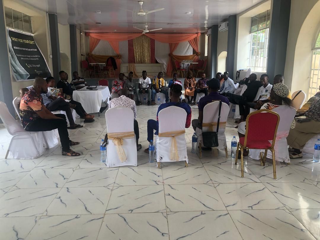 worldhopeorg's tweet image. 🛡️ WHI Sierra Leone trained local leaders to prevent organ trafficking &amp;amp; child sacrifice in the Western Area Rural District.

Equipping schools, parents &amp;amp; gov&apos;t partners to protect kids—because prevention starts in the community.

#ChildProtection #WorldHope #CommunityTraining…