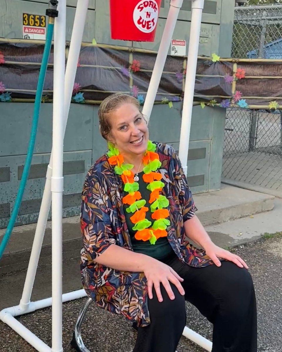 LongmontEstates's tweet image. Thank you to our PTO for hosting the Luau. There was a tremendous turnout, and lots of fun was had by everyone! #LEESoars @SVVSDsupt @BuchlerStVrain