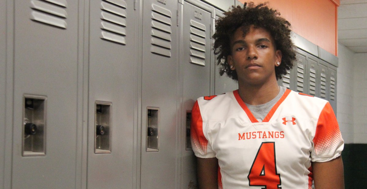 Don Callahan (@doncallahanic) on Twitter photo In less than 3 months, 4-star '27 TE <a href="/JaxonDollar4/">Jaxon Dollar</a> went from zero scholarship opportunities to an offer portfolio consisting of nearly two dozen P4 schools. UNC was one of his first offers.
Read: 247sports.com/college/north-… (VIP) <a href="/camdollar3/">Cameron Dollar</a> <a href="/eastlincolnfb/">David Lubowicz</a> <a href="/BlaylockAndrew/">Andrew Blaylock</a> In less than 3 months, 4-star '27 TE <a href="/JaxonDollar4/">Jaxon Dollar</a> went from zero scholarship opportunities to an offer portfolio consisting of nearly two dozen P4 schools. UNC was one of his first offers.
Read: 247sports.com/college/north-… (VIP) <a href="/camdollar3/">Cameron Dollar</a> <a href="/eastlincolnfb/">David Lubowicz</a> <a href="/BlaylockAndrew/">Andrew Blaylock</a>