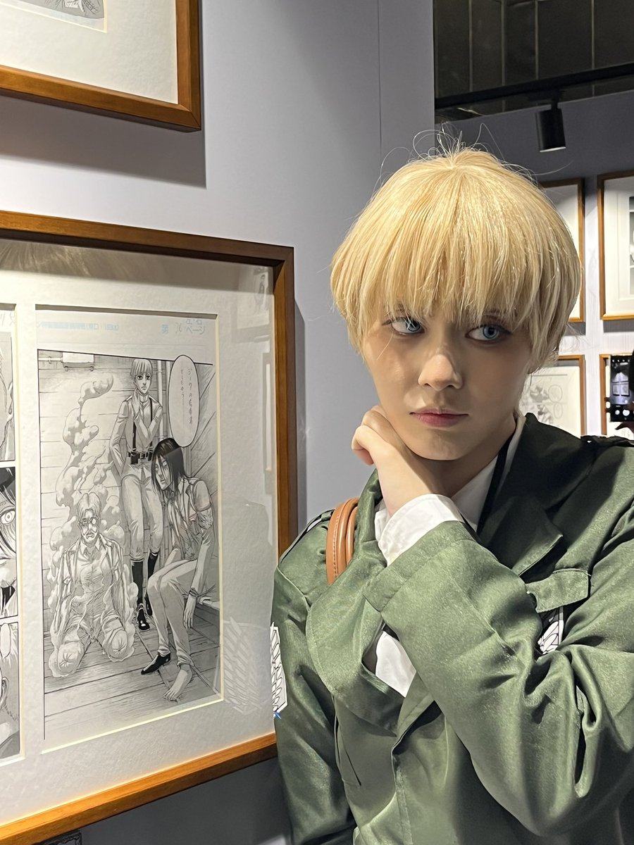 Kyokooong's tweet photo. เพื่อน:                               คนทัก: 
คอสอาร์มิน                      เหมือนมาก เยเลน่า https://t.co/KfsM9nbYJb