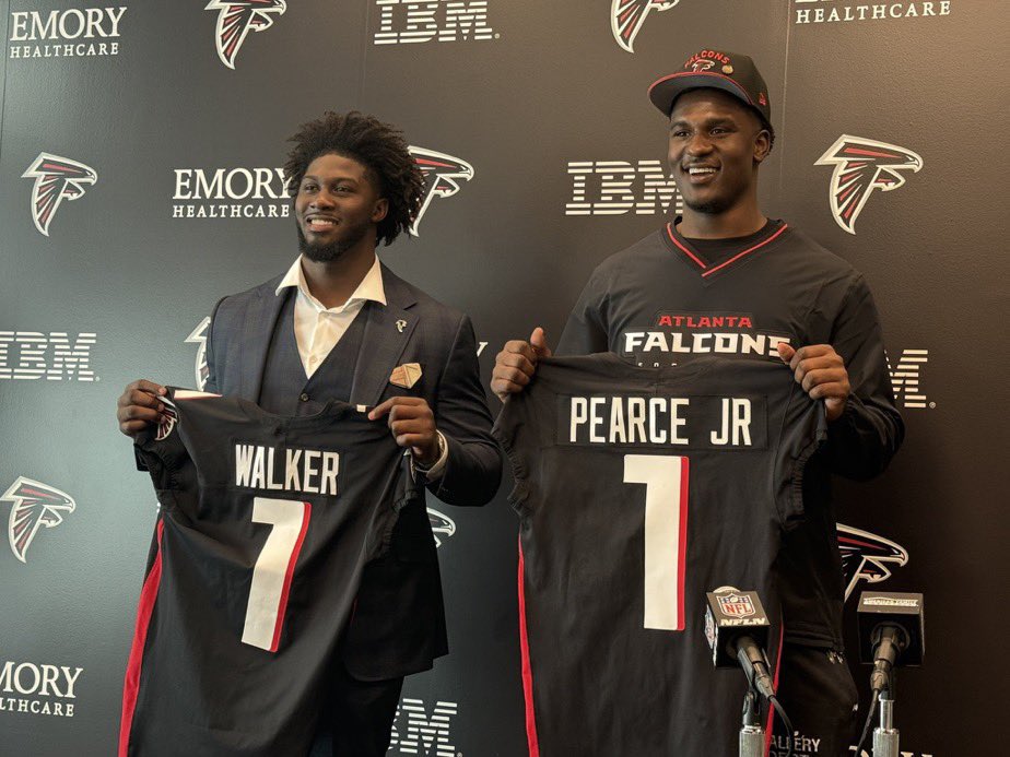 Falcons_Drip tweet media