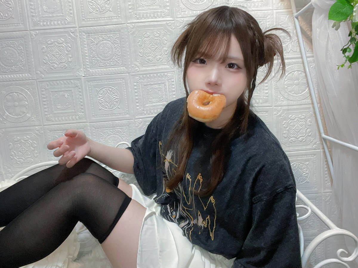 行き場のない右手、♡𝒔𝒐 𝒄𝒖𝒕𝒆 ♡