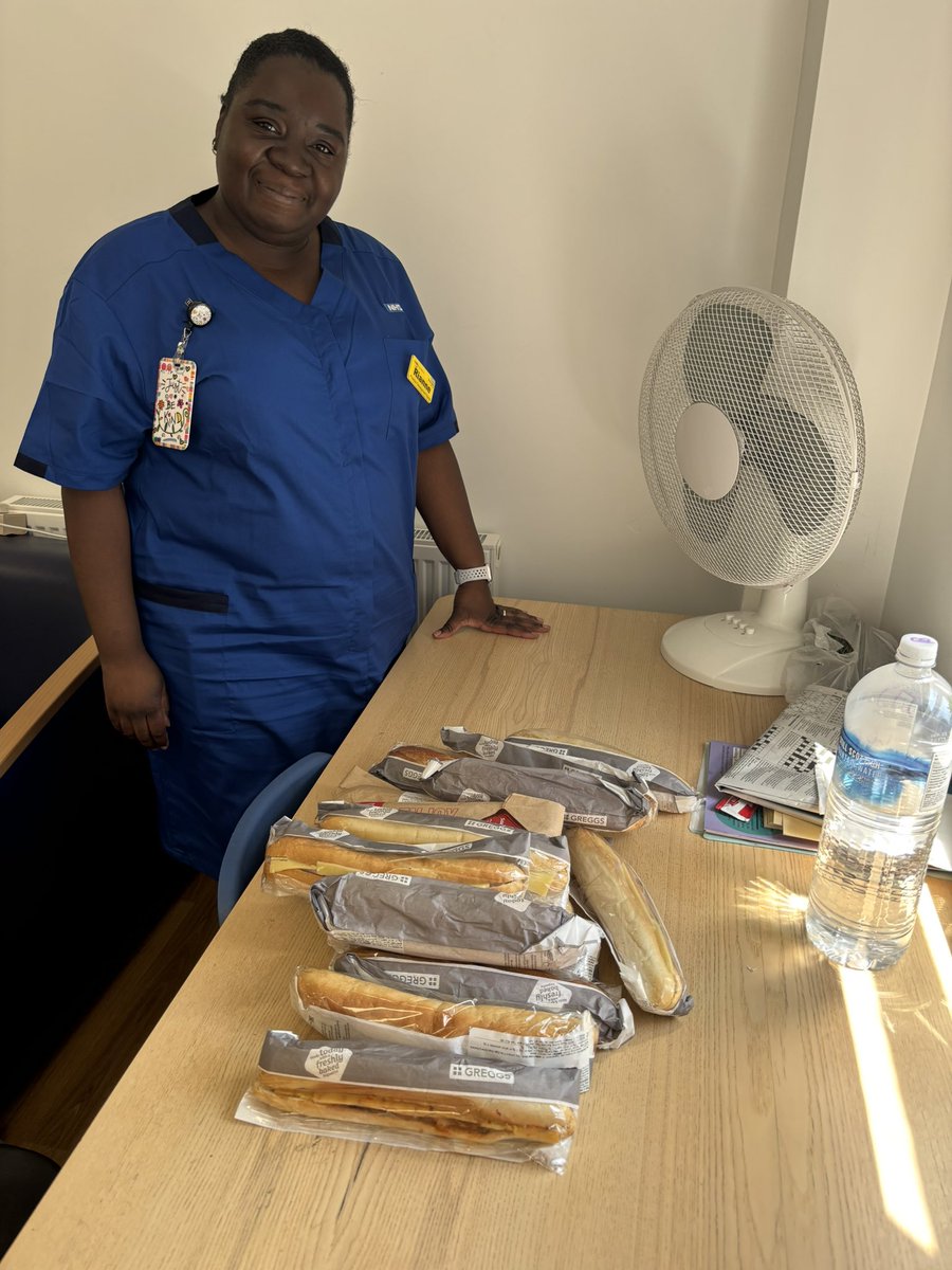 Food delivered to various wards/ departments <a href="/WhippsHosp/">WhippsCrossHospital</a>