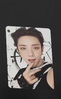𝓁𝒶𝒾𝓇 ⋆ 💋 kissyshua coll in bio tweet media