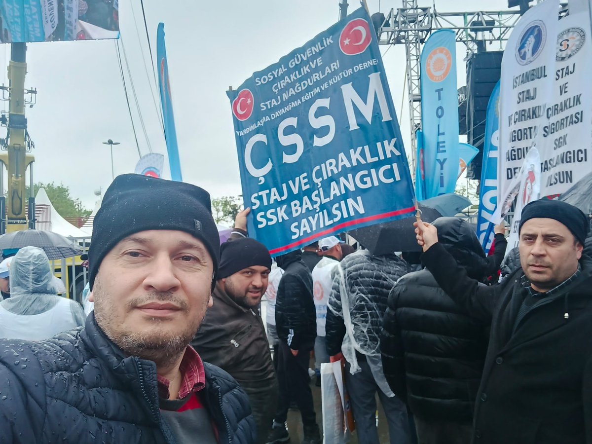 Çıraklığımız, asıl olan her şeyin temelidir; gerisi sadece teferruat. Bu Mayıs ayında, çıraklığımıza ve stajımıza katkı sağlamak için önemli faaliyetler gerçekleştirdik. 1 Mayıs'ta İstanbul'da, 9'unda Refah Partisi'nin eski milletvekili Sn. Şevki Yılmaz ile bir görüşme yaptık.