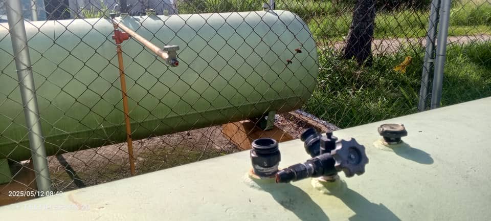 Destruir lo que  tanto nos cuesta recuperar, no es atentar contra una gestión,es un acto inhumano y cruel que impide un servicio vital para nuestros estudiantes.Nos encontrarán de frente aquellos que planifican regresar a la desterrada política de violencia en mi amada <a href="/UCarabobo/">Universidad de Carabobo</a>