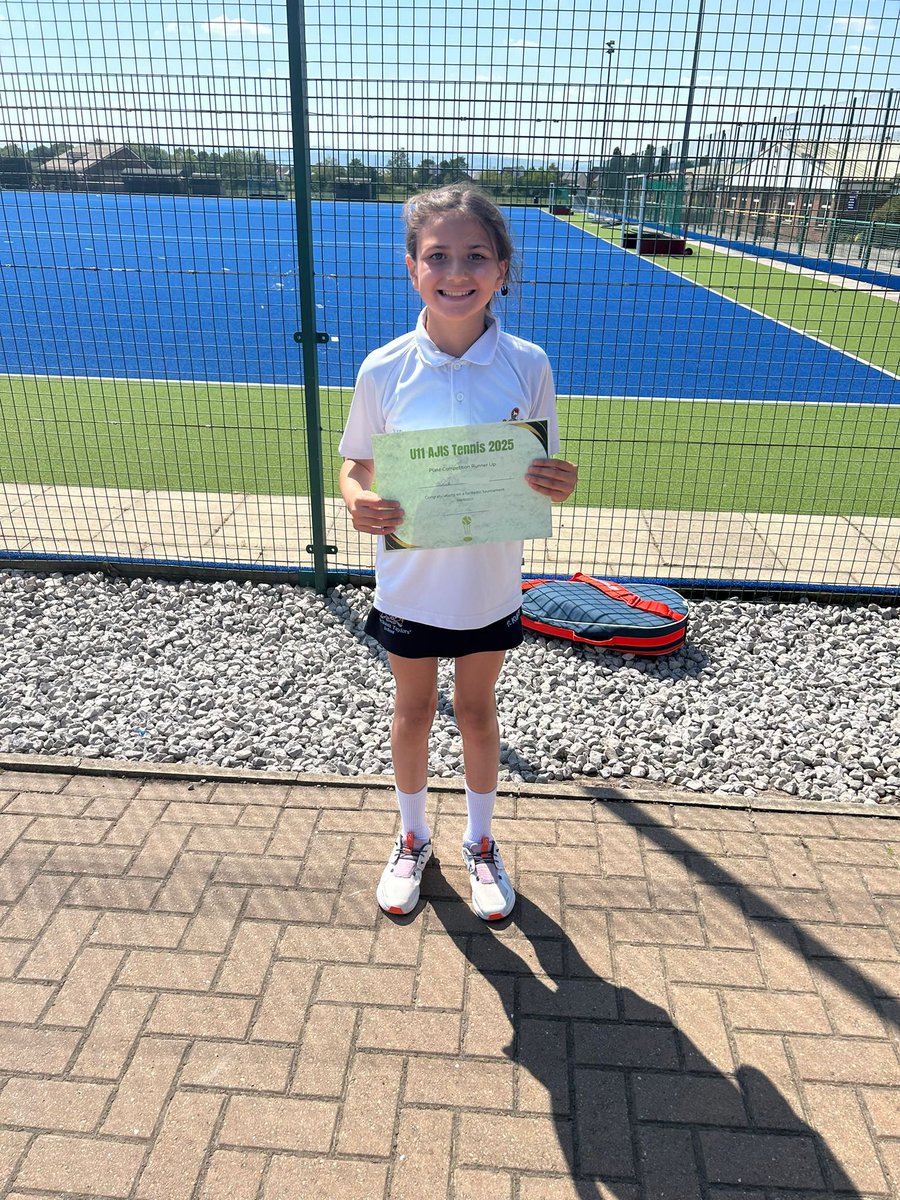 MerchantsCrosby's tweet image. On Friday 9th May, four Stanfield pupils took part in the U11 AJIS Tennis Tournament, hosted by King's School, Chester 🎾

Our team, made up of three U10s and one U9, performed brilliantly throughout the day and represented the school excellently.

Our youngest competitor, Oscar…