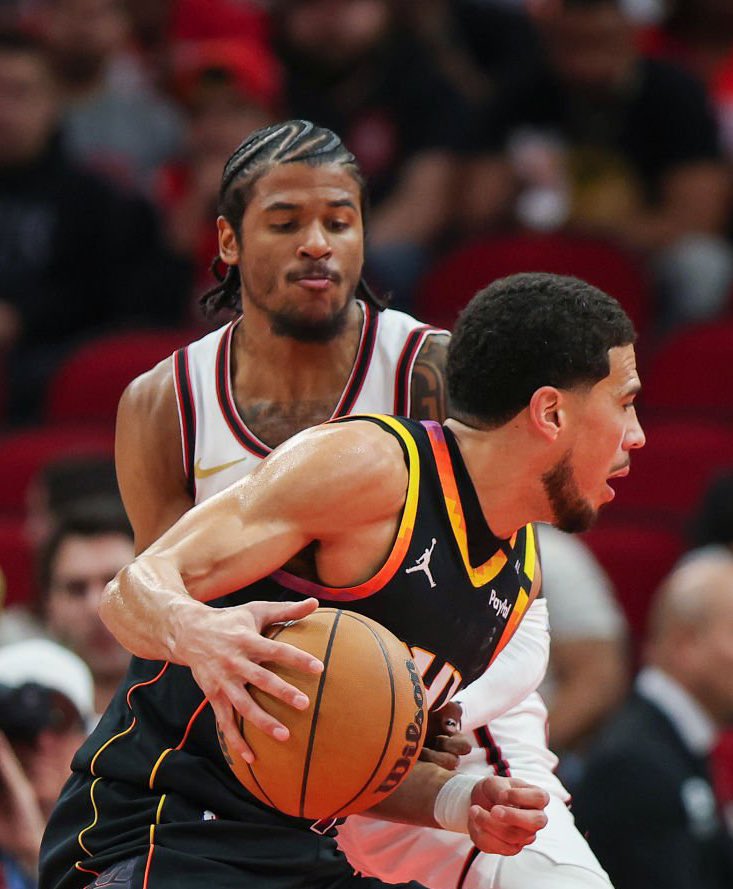 TheDunkCentral's tweet image. The Houston Rockets still have faith in Jalen Green and are no longer interested in Devin Booker, per @TheAthletic 

“The Rockets have previously held serious interest in the Suns’ Devin Booker, but team sources said that is no longer the case. Not only do team officials still…