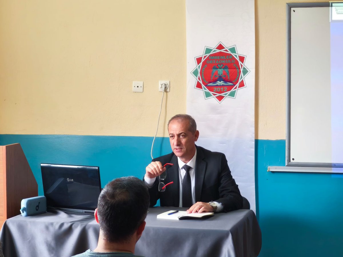 HuyukilceMEM's tweet photo. İlçe Milli Eğitim Müdürümüz Erdoğan Maden’in başkanlığında, ilçe eğitim kurumu müdürlerimizin katılımıyla, 2024-2025 Eğitim Öğretim Yılı İkinci Dönem Ara Değerlendirme Toplantısı, İmrenler İlkokulu-Ortaokulu Toplantı Salonu’nda gerçekleştirildi. https://t.co/1lEz1AM8el