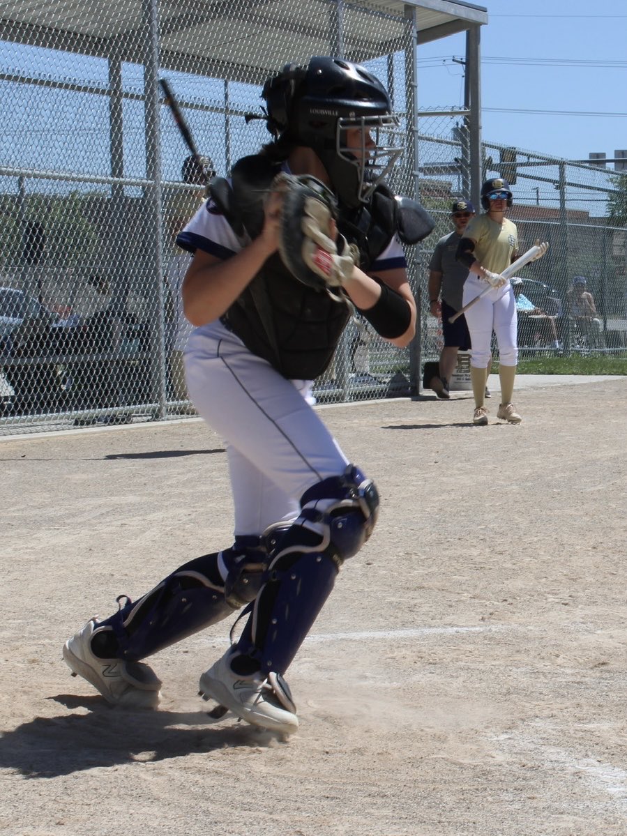 TopGunSTL_Graf's tweet photo. Happy Birthday to #12 Kinley Gray!  She works hard and always brings fun to the ballpark.   Enjoy your day!  #MACH10 https://t.co/qWuuAcFllo