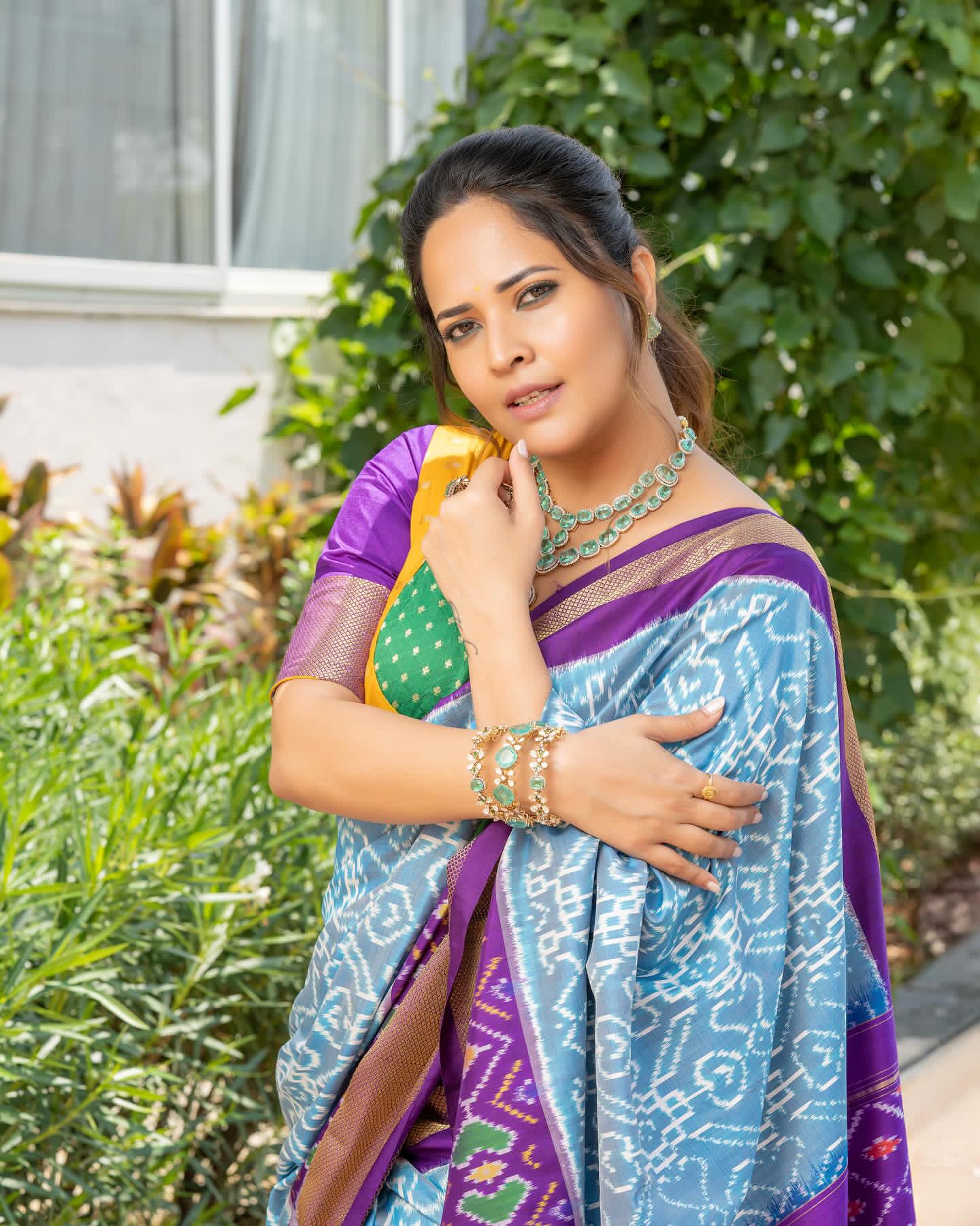 GqwGdZkXIAAT-W9?format=jpg&name=large