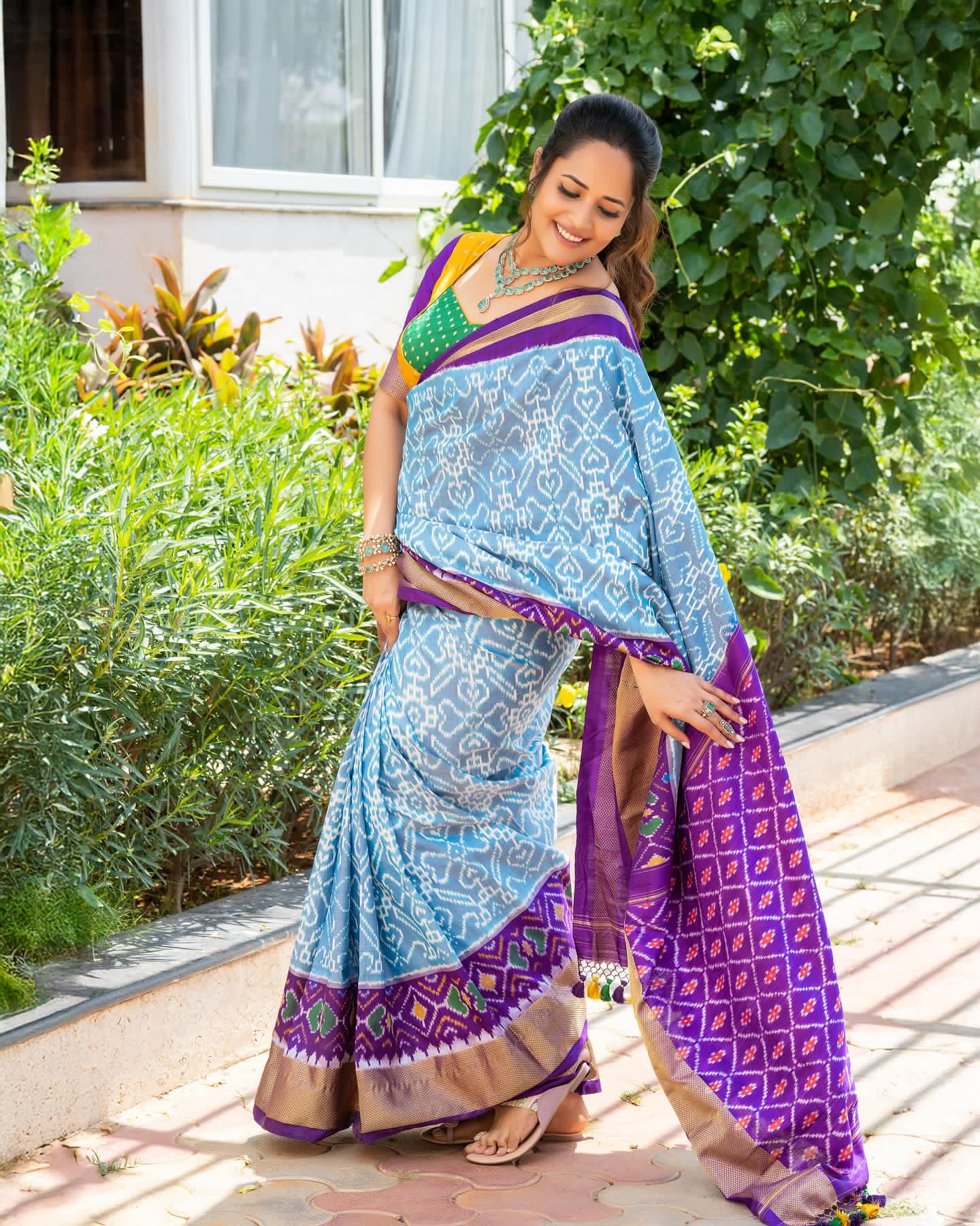 GqwGdpbXIAAh3cI?format=jpg&name=large