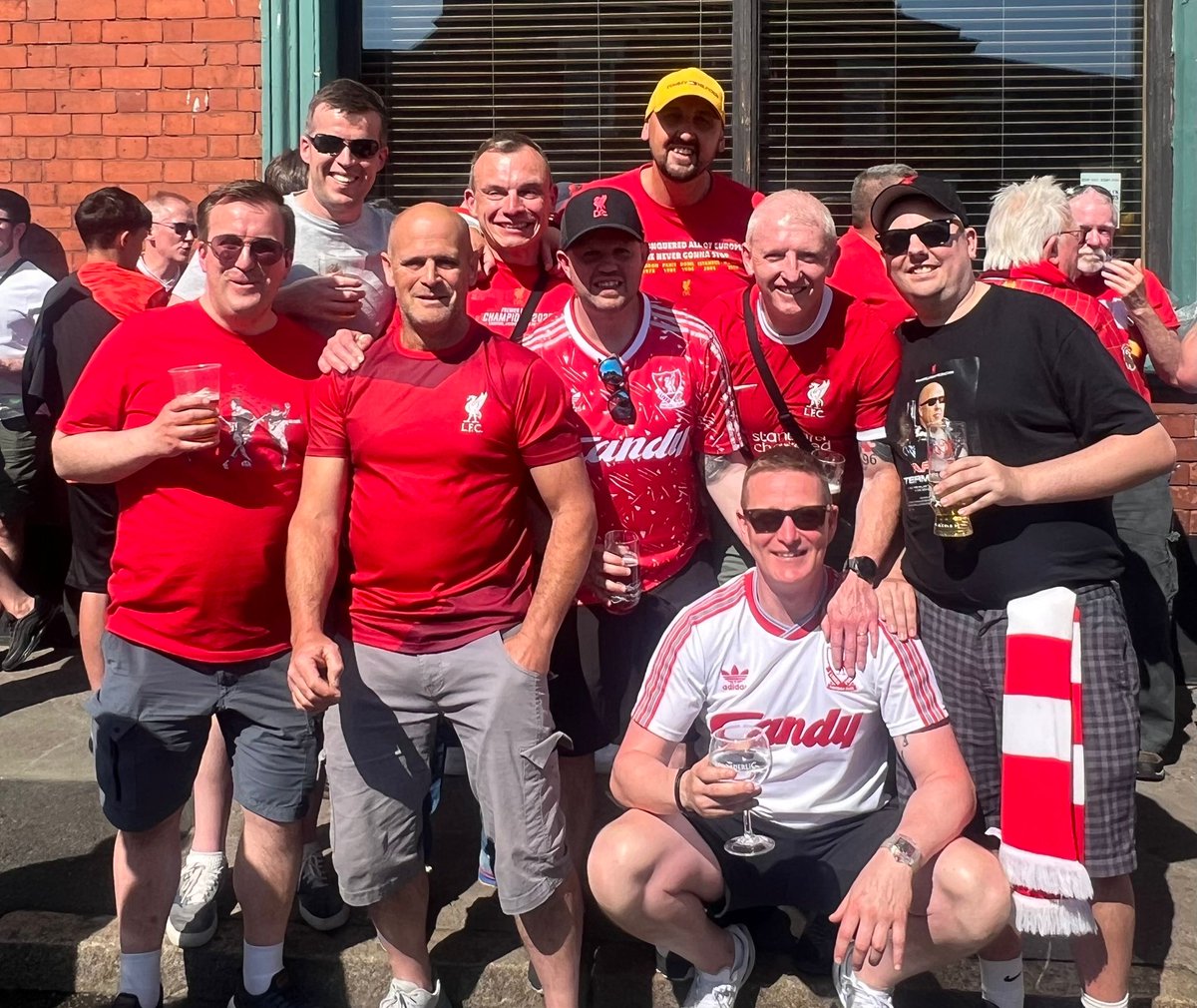 Special times watching the CHAMPIONS 🏆 Roll on the last day and parade 🧨🔴⚪️ #YNWA