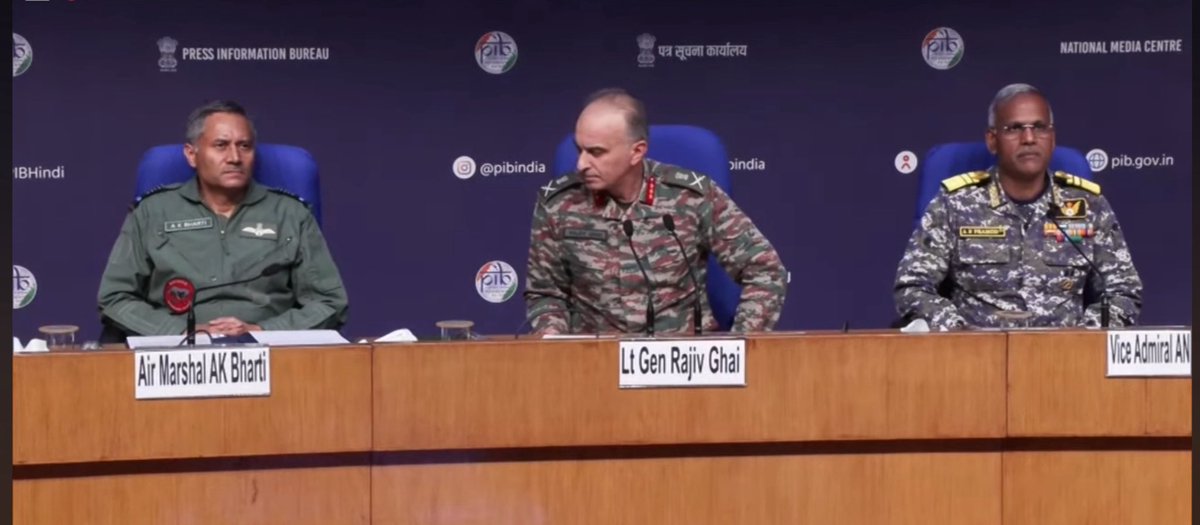 iranjanmahajan's tweet photo. There is a strategic signal even in the seating arrangements of yesterday’s & today’s DGs of Military, Air & Naval Operations!
#OperationSindoor #IndianArmy #NorthernComd_IA #PMO #IndoPakWar https://t.co/7Kx1R5sP1E