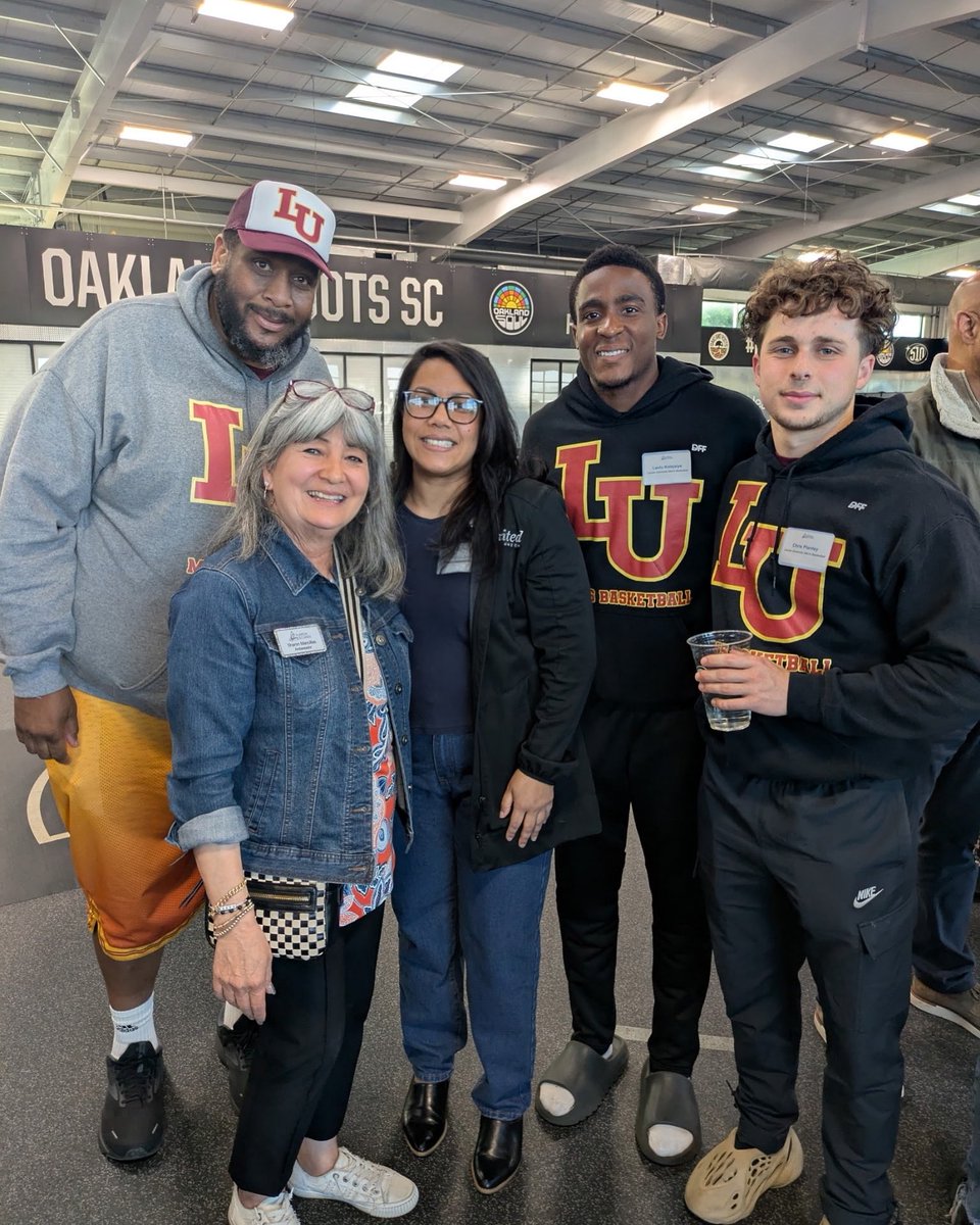 Hanging out at the Oakland Roots facility … Excited about our growing relationship between Oakland Roots and Lincoln Basketball!!!! Thanks to Sophia Srey from 1st United Credit Union in Alameda for taking the picture. #oakland #bayarea #oaklandish