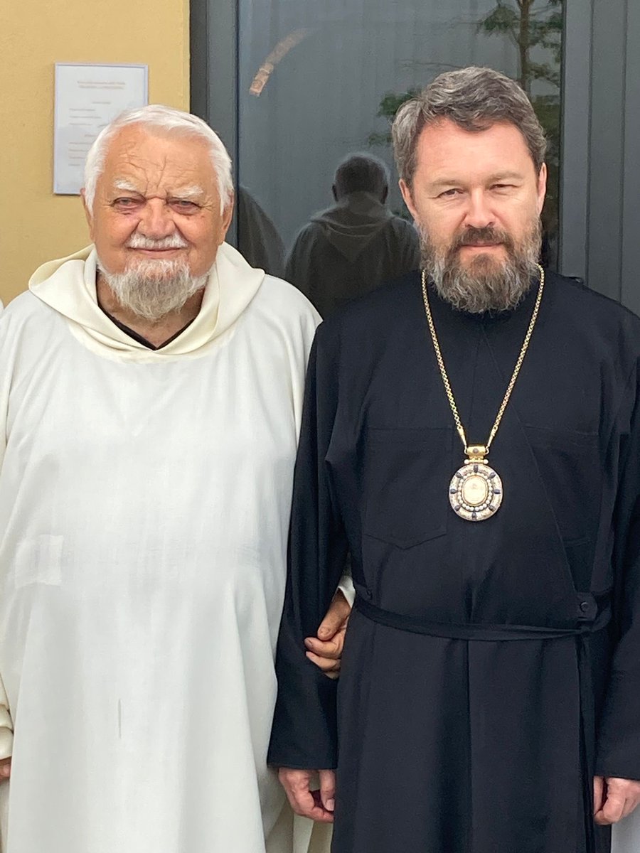 Il metropolita Ilarione del patriarcato di Mosca alla Madia:una grazia avere con noi un amico fedele,un servo della comunione tra le chiese,un vescovo di pace e riconciliazione.
Nonostante tutto l’ecumenismo continua se i discepoli di Gesù restano testimoni di pace e di unita

.