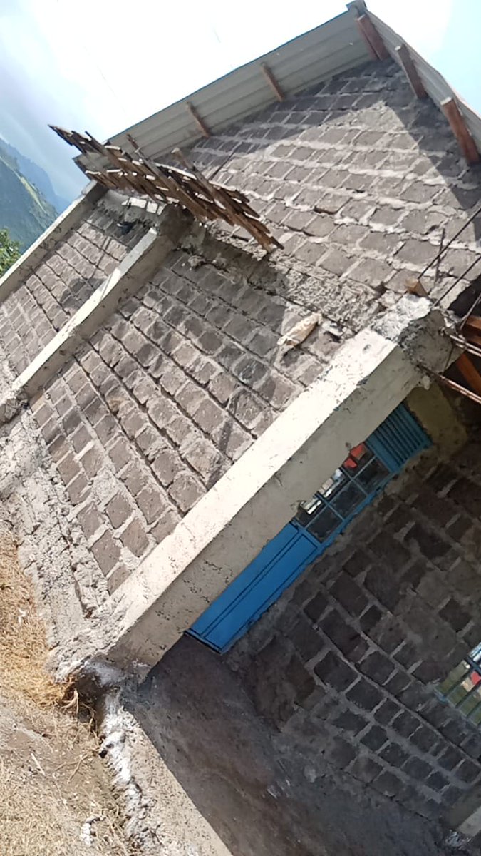 afriscapeltd's tweet image. Building brighter futures!

We specialize in creating inspiring and functional learning spaces.

Let&apos;s discuss your classroom construction needs.

#ClassroomDesign #EducationSolutions #afriscapeconstruction