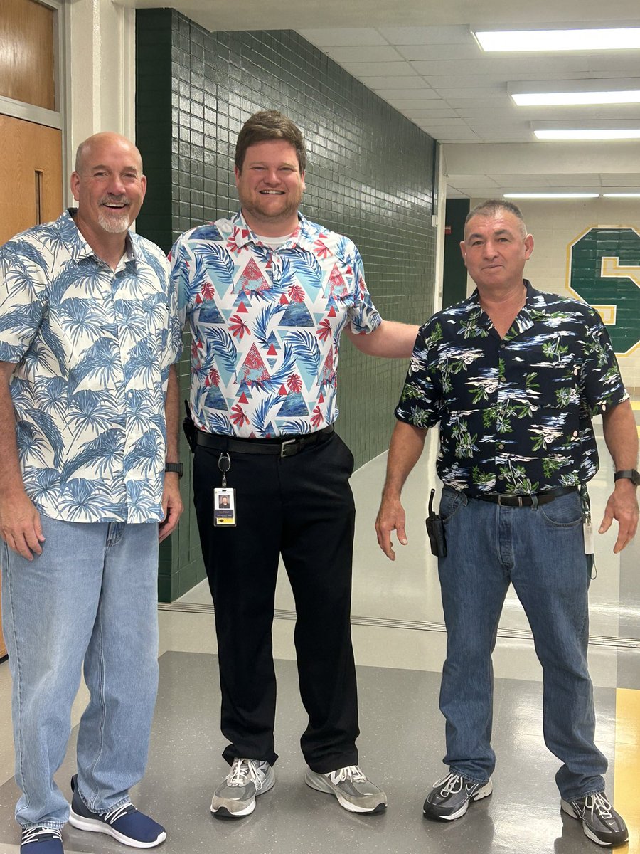 APJakeSMSD's tweet image. A little late but the same vibe. We had a great #FloralFriday last week! Many participants! Two more Fridays left! Let’s finish strong!

It’s not a trend, it’s a lifestyle.

@SMSouthTDain