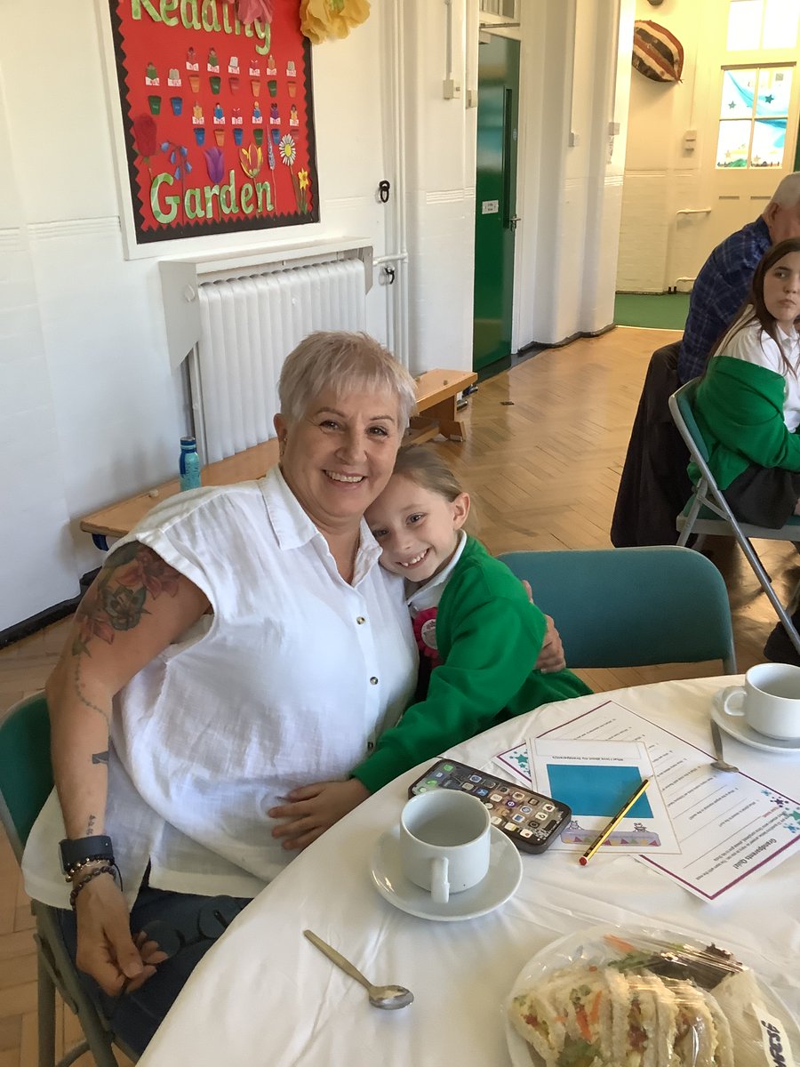 Our Grandparents' Tea was a wonderful success! #Grandparents enjoyed cakes, sandwiches, word searches and puzzles with their grandchildren. A huge thank you to all our staff, especially Beverley, for organising such a lovely #event. What a special afternoon! 🌸 🎶🫖💐