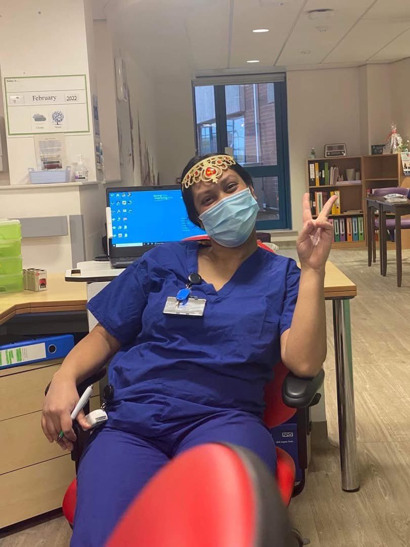 AishahKhatun1's tweet image. Happy International Nurse’s Day🥹
5 years in the NHS celebrating a special day for us🤍
A whole lot of gratefulness to @NCAlliance_NHS for making my nursing career so special so far🤍
I was born to be a nurse🩺 @OldhamCO_NHS @RochdaleCO_NHS @BuryCO_NHS