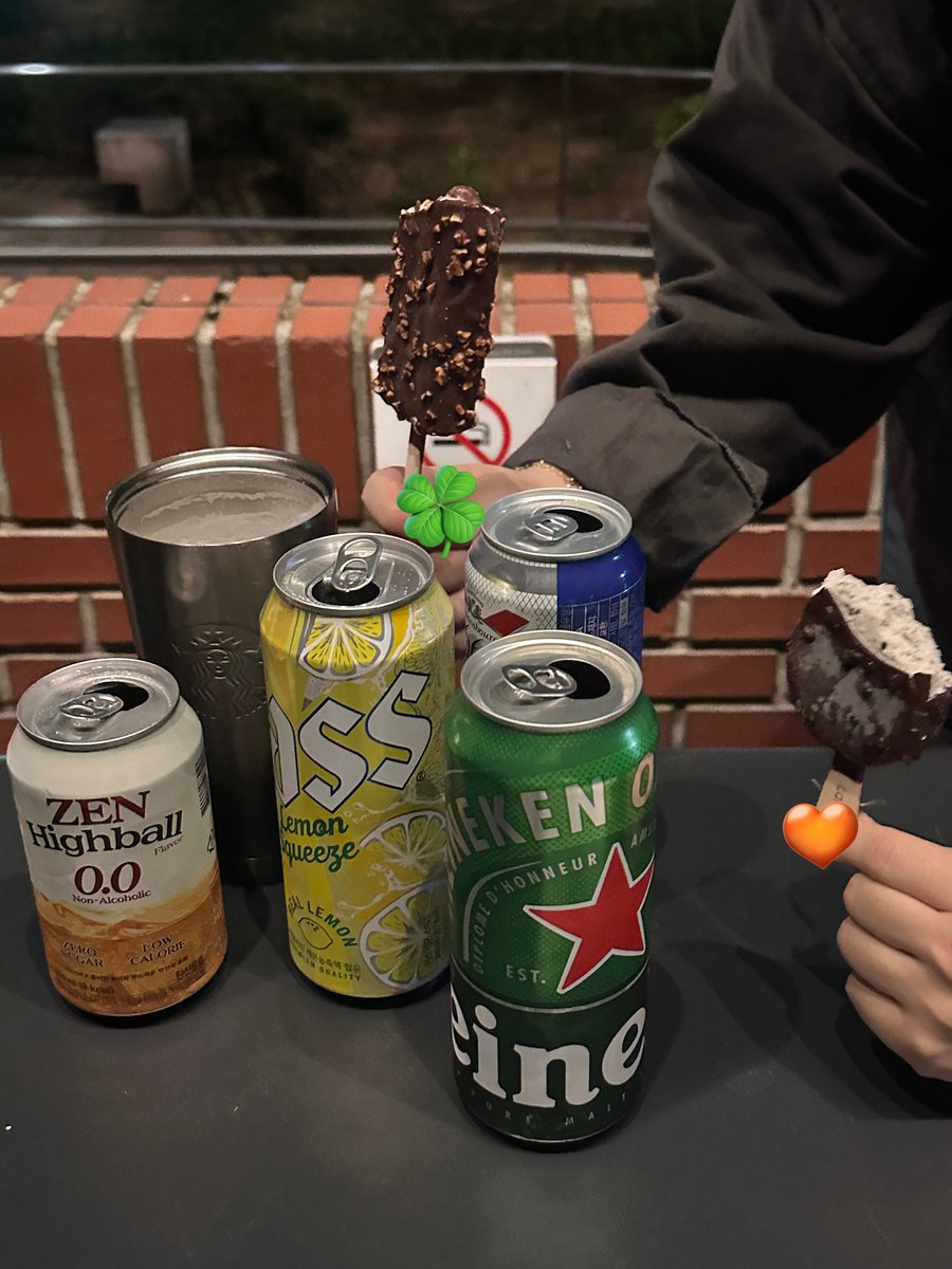 반년만에 모인 나무망 🍀🧡
 ㄴ 닭갈비집에서 삽겹살 먹은 덕구들 어때