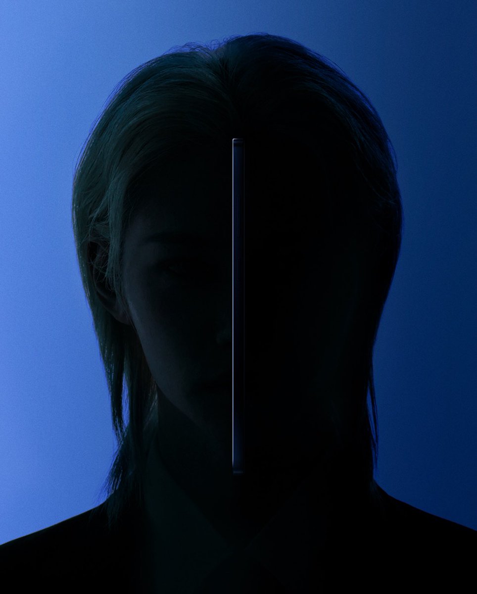 FELIX INTERNATIONAL ♍︎ (@flx_intl) on Twitter photo Samsung’s official live stream for the launch of their new addition to Samsung's Galaxy S series will start in 10 hours, turn on the notifications!
“Beyond slim”
#Felix #필릭스 #스트레이키즈필릭스 #StrayKids <a href="/Stray_Kids/">Stray Kids</a> Samsung’s official live stream for the launch of their new addition to Samsung's Galaxy S series will start in 10 hours, turn on the notifications!
“Beyond slim”
#Felix #필릭스 #스트레이키즈필릭스 #StrayKids <a href="/Stray_Kids/">Stray Kids</a>